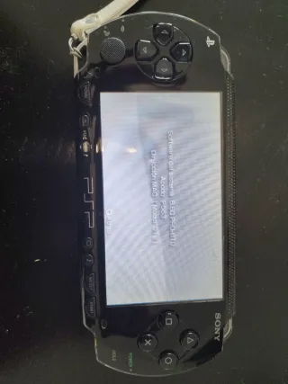 PSP Sony Negra + Juegos