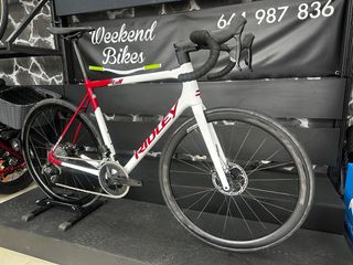 BICICLETA DE CARRETERA HELIUM DISC