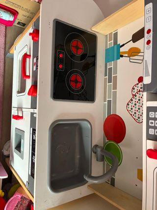 Cocinita de madera infantil