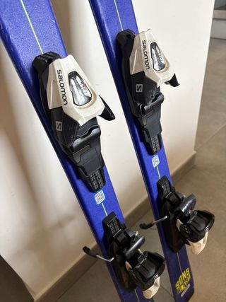 Esquís Salomon S/Race 120 cm con palos Scott