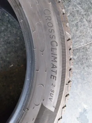 (P92) 245.50.19.105V michelín