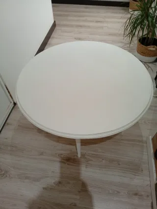 Mesa de centro redonda de madera