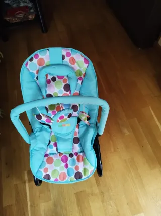 Hamaca infantil con diseño de lunares