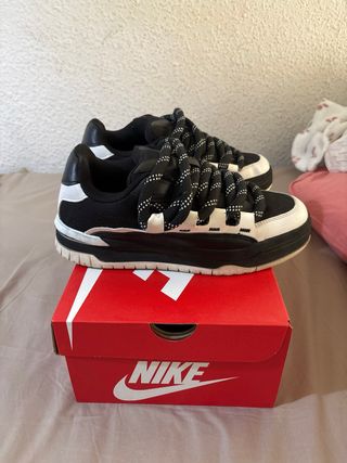 Negros y Blancos de bershka