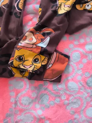 Pijama Mujer Disney 101 Dálmatas y El Rey León