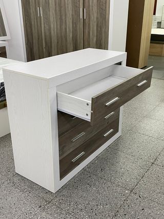 Cómoda y 2 Mesas de Noche- Envio gratis