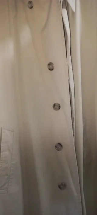 Gabardina London Fog Beige Clásica