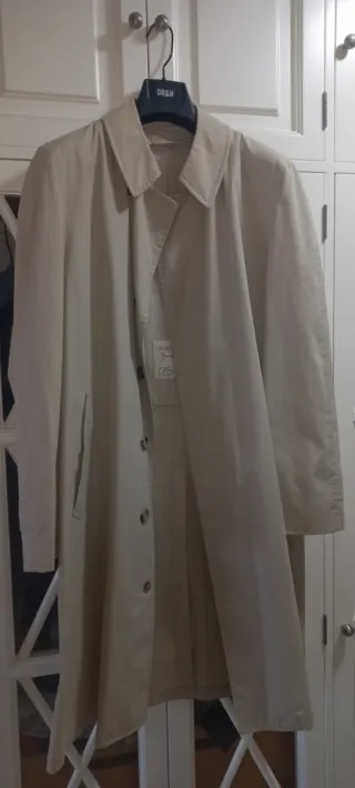 Gabardina London Fog Beige Clásica