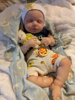 Reborn Niño mide 48 y pesa 2 kilito