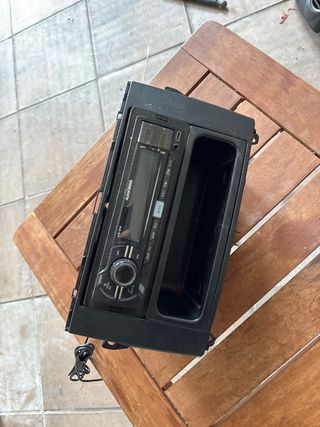 Guantera Radio Mercedes Vito W639