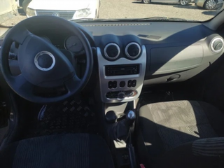 DESPIECE DACIA SANDERO '2009 Básico