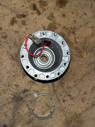 Piña volante Mitsubishi montero V20