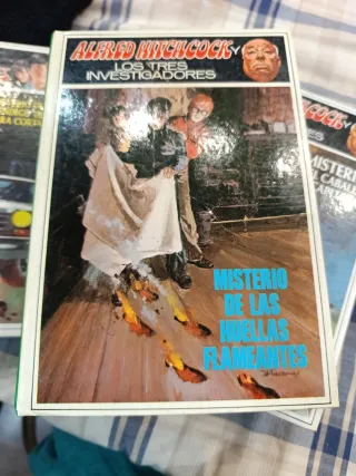 Varios LIBROS de Alfred Hitchcock. Lote 10€