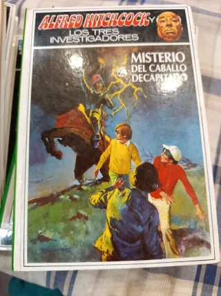 Varios LIBROS de Alfred Hitchcock. Lote 10€