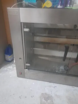 Asador de pollos profesional de 12 pollos y el gas