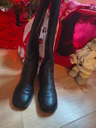 Stivali donna neri in pelle