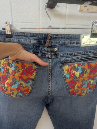 Pantalones Vaqueros hasta la rodilla