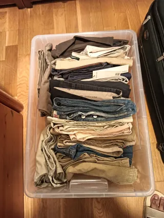 Lote pantalones, polos y camisas