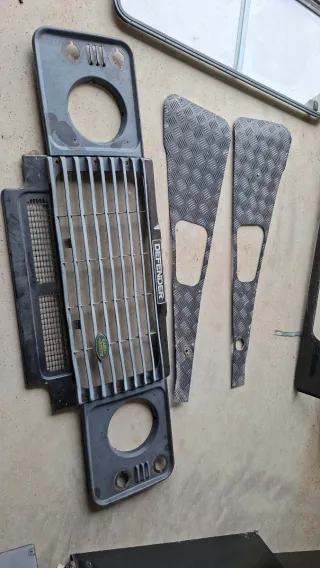 Land Rover Defender 90 Despiece