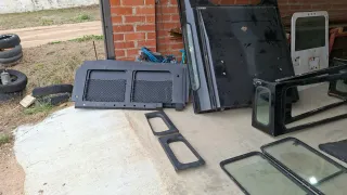 Land Rover Defender 90 Despiece