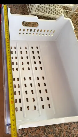 Cajón Congelador y estante Beko CN232220X