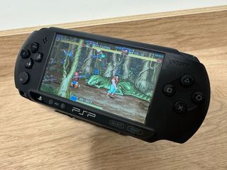 PSP completa + 3000 juegos