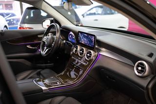 Mercedes-Benz GLC SUV techo