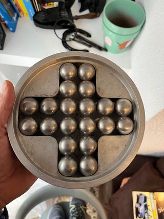 Cenicero George Ciancimino