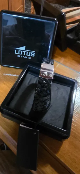 Pulsera Lotus Caballero Negra