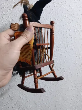 Muñeca Bruja Silla Vintage