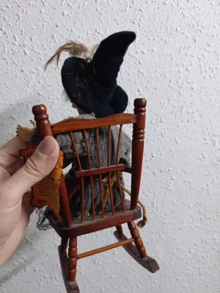 Muñeca Bruja Silla Vintage