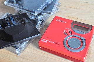 Lote Minidisc Walkman MZ-N510 + 10 Discos TDK