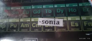 Llavero con frase personalizable