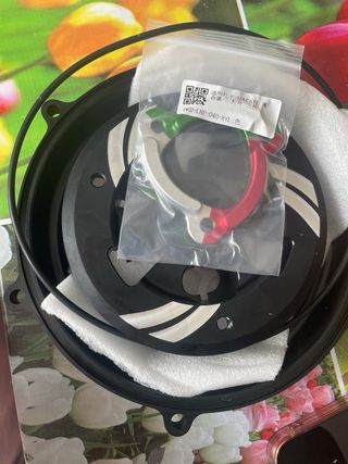 Cubierta Embrague Ducati Panigale V4 Roja