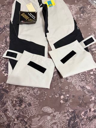 Pantalón GORE-TEX Musto 714201 Beige/Negro