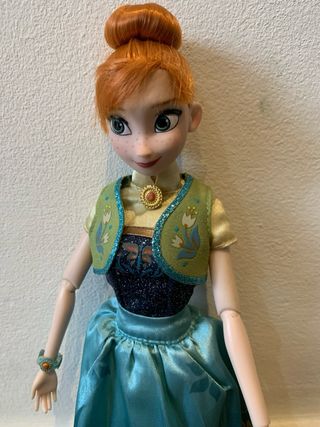 Muñeca Elsa y Anna Frozen Disney store