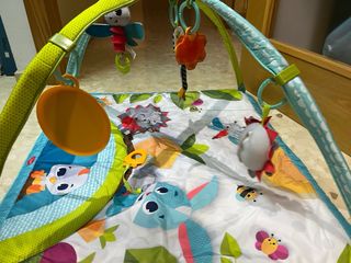 Gimnasio Tiny Love Meadow Days Bebé