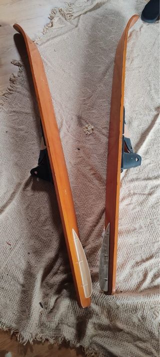 Sci nautici in legno