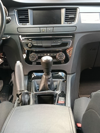 CONSOLA CENTRAL PEUGEOT 508 BH01