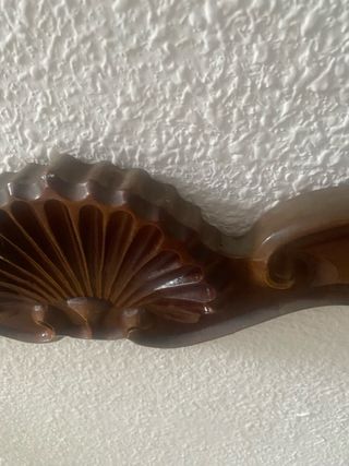 Marco de madera vintage con concha