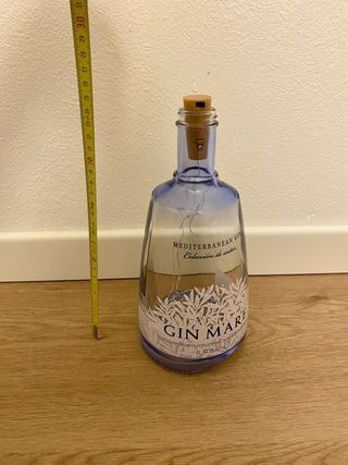 Bottiglia Gin Mare decorativa