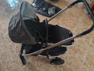 Carrito bebé Uppababy vista V2con extras