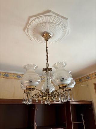 Lámparas antiguas dorada y cristal