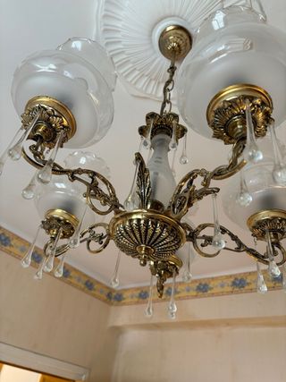 Lámparas antiguas dorada y cristal