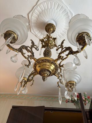 Lámparas antiguas dorada y cristal