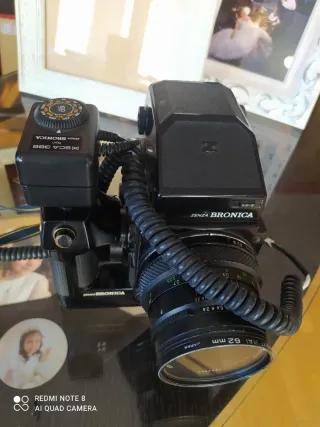 Cámara Zenza Bronica ETRSI