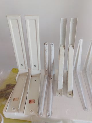 Pack Escuadras Pared y Accesorios Varios