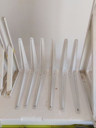 Pack Escuadras Pared y Accesorios Varios