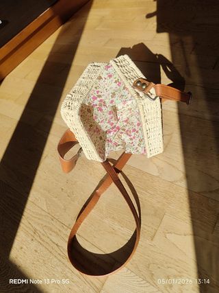 Bolso bandolera rafia y mimbre