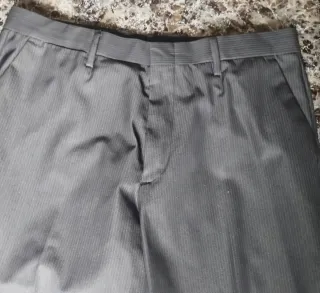 Pantalón de vestir gris hombre